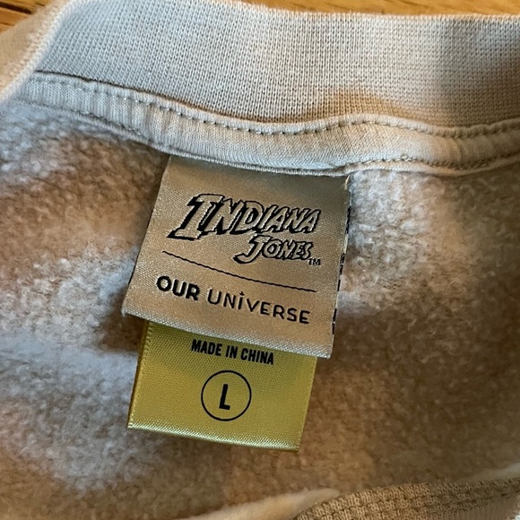 INDIANA JONES Crewneck Sweatshirt. Unisex. Large - Picture 4 of 4